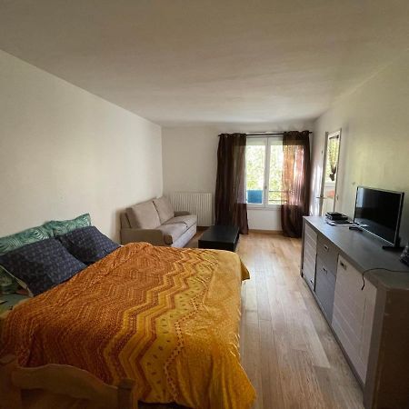 Appartement 35 M2 Creteil L Echat Exteriör bild